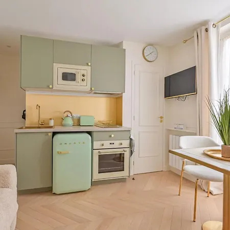 Chez Lucette 17e Apartament