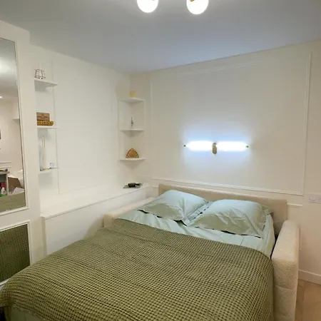 Chez Lucette 17e Париж